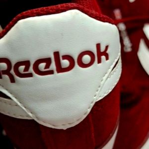 Reebok's Men 9 1/2 Reebok classics. Red and white shoes